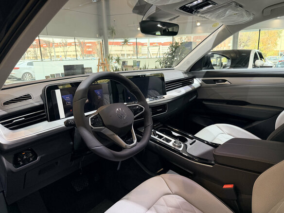 2026 Volkswagen Tavendor I, серый, 5700000 рублей - вид 15