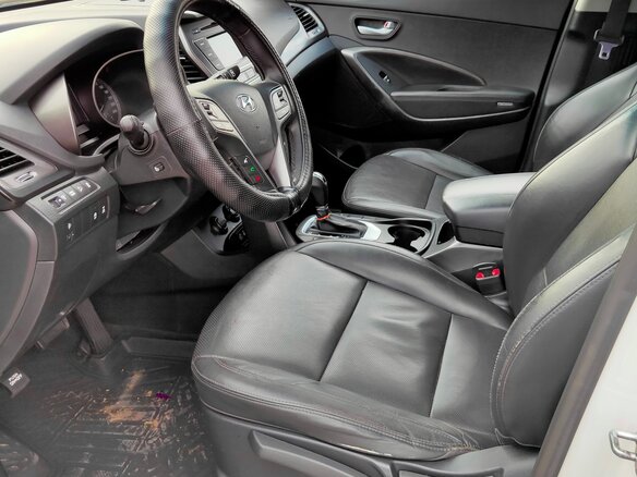 2015 Hyundai Santa Fe III Рестайлинг, белый, 2100000 рублей - вид 15