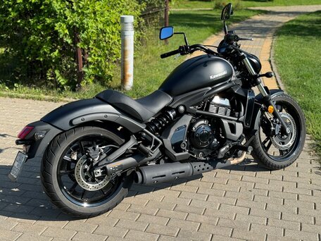 2021 Kawasaki EN650 Vulcan S, чёрный, 1040000 рублей, вид 2