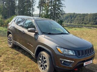 2019 Jeep Compass TrailHawk II, серый, 1815209 рублей, вид 4