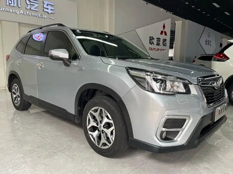 2021 Subaru Forester V, серебристый, 2450000 рублей, вид 5