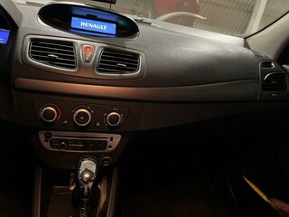 2014 Renault Megane III Рестайлинг 2, белый, 1200000 рублей, вид 4