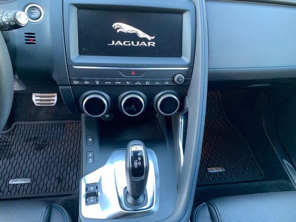 2018 Jaguar E-Pace, синий - вид 27