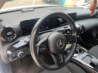 2019 Mercedes-Benz A-Класс 200 IV (W177), белый, 2300000 рублей, вид 5