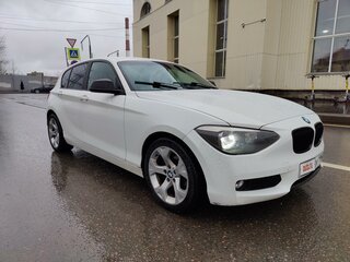 2013 BMW 1 серии 116i II (F20/F21), белый, 1180000 рублей, вид 2