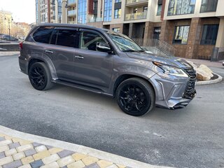 2016 Lexus LX 450d III Рестайлинг 2, серый, 6100000 рублей, вид 3
