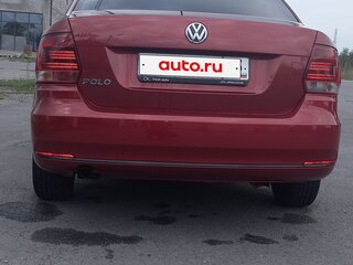 2016 Volkswagen Polo V Рестайлинг, красный, 849000 рублей, вид 4