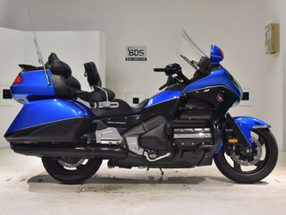 2017 Honda GL 1800 Gold Wing, синий, 1800000 рублей, вид 1