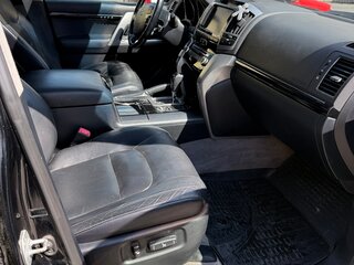 2013 Toyota Land Cruiser 200 Series Рестайлинг 1, чёрный, 4100000 рублей, вид 5