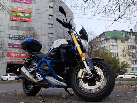 2017 BMW R 1200 R, белый, 950000 рублей, вид 5