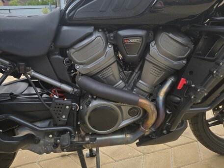 2021 Harley-Davidson Pan America, чёрный, 899000 рублей, вид 4