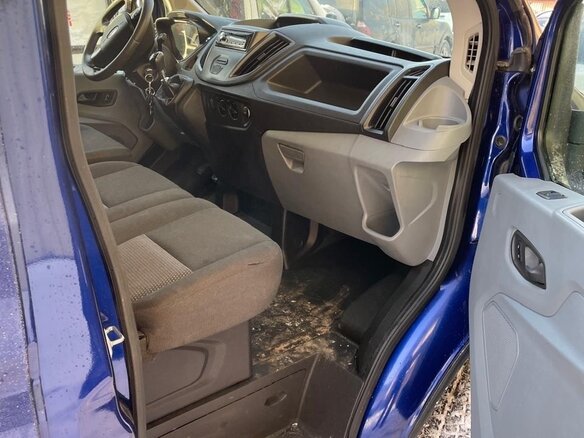 2017 Ford Transit, синий, 2250000 рублей - вид 7