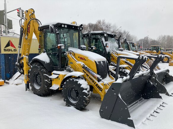 2023 New Holland B80B, жёлтый - вид 1