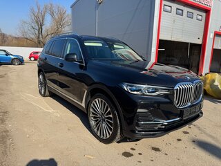 2022 BMW X7 40i I (G07), чёрный, 9097000 рублей, вид 3