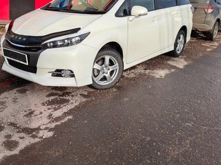 2014 Toyota Wish II Рестайлинг, белый, 1650000 рублей, вид 1
