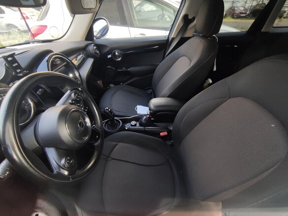2019 Mini Hatch Cooper III (F55/F56) Рестайлинг, голубой - вид 6