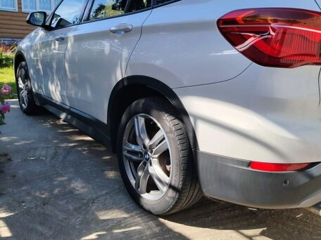 2019 BMW X1 18i sDrive II (F48), белый, 1880000 рублей, вид 5