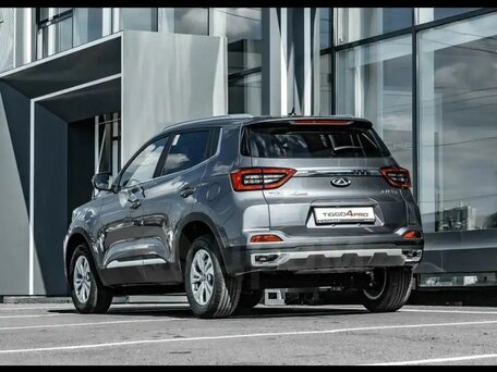 2024 Chery Tiggo 4 Pro I Рестайлинг, серый, 1800000 рублей, вид 2