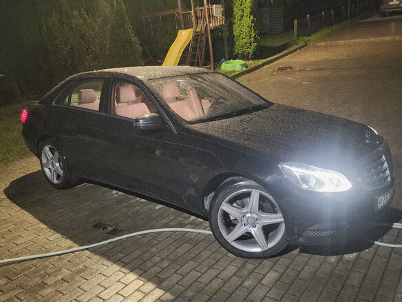 2014 Mercedes-Benz E-Класс 200 IV (W212, S212, C207) Рестайлинг, чёрный, 2525000 рублей - вид 9