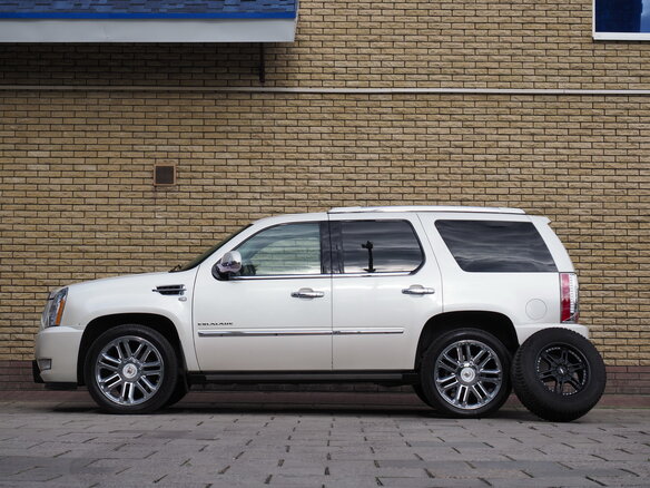 2010 Cadillac Escalade III, белый - вид 4