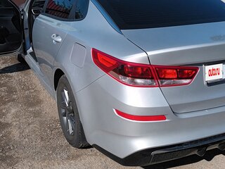 2019 Kia Optima IV Рестайлинг, серебристый, 1650000 рублей, вид 5