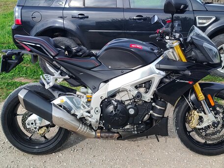 2011 Aprilia Tuono V4, чёрный, 690000 рублей, вид 4