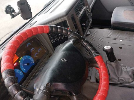 2005 Renault Premium, белый, 800000 рублей, вид 5