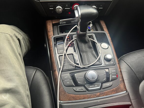 2012 Audi A6 IV (C7), серый, 1380000 рублей - вид 17