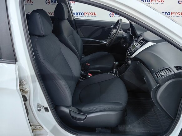2014 Hyundai Solaris I, белый, 1200000 рублей - вид 5