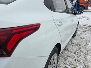 2018 Hyundai Solaris II, белый, 1000000 рублей, вид 5