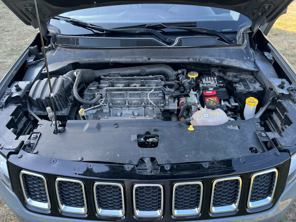 2020 Jeep Compass II, серый, 1900000 рублей - вид 5