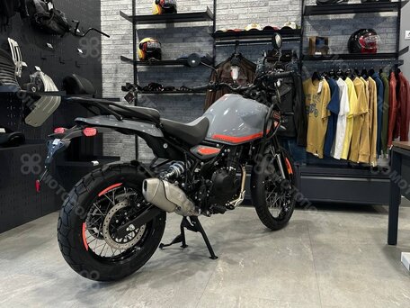 2025 Royal Enfield Himalayan, серый, 585000 рублей, вид 5