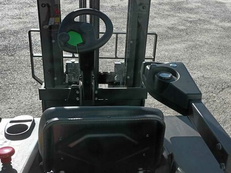 2024 EP Equipment CPD13, красный, 795000 рублей, вид 5