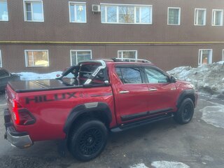 2018 Toyota Hilux VIII, красный, 3890000 рублей, вид 3