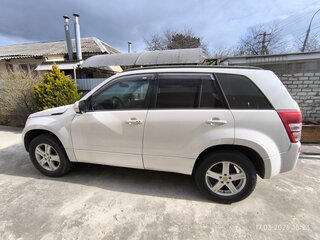2010 Suzuki Grand Vitara II Рестайлинг, белый, 940000 рублей, вид 3