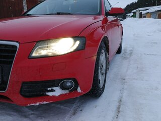 2009 Audi A4 IV (B8), красный, 850000 рублей, вид 2