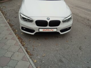 2016 BMW 1 серии 118i II (F20/F21) Рестайлинг, белый, 1850000 рублей, вид 3
