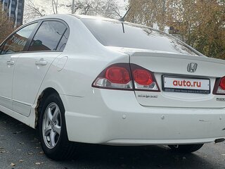 2009 Honda Civic Hybrid VIII Рестайлинг, белый, 850000 рублей, вид 5