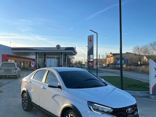 2023 Lada (ВАЗ) Vesta Cross I Рестайлинг (NG), белый, 1500000 рублей, вид 1