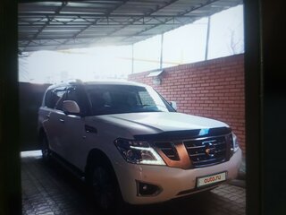2014 Nissan Patrol VI (Y62) Рестайлинг, белый, 6000000 рублей, вид 1