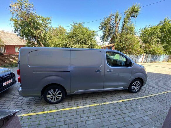 2020 Opel Vivaro, серый, 2900000 рублей - вид 11