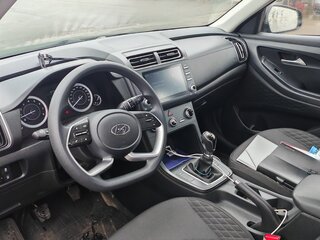 2025 Solaris HC, чёрный, 2290000 рублей, вид 3