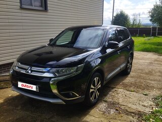 2015 Mitsubishi Outlander III Рестайлинг 2, чёрный, 1640000 рублей, вид 3