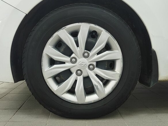 2019 Hyundai Solaris II, белый, 1189000 рублей - вид 9