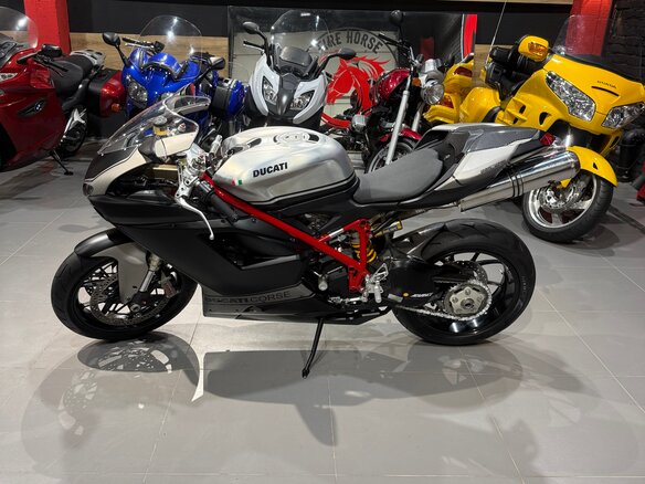 2013 Ducati 848, серебристый, 565000 рублей - вид 17