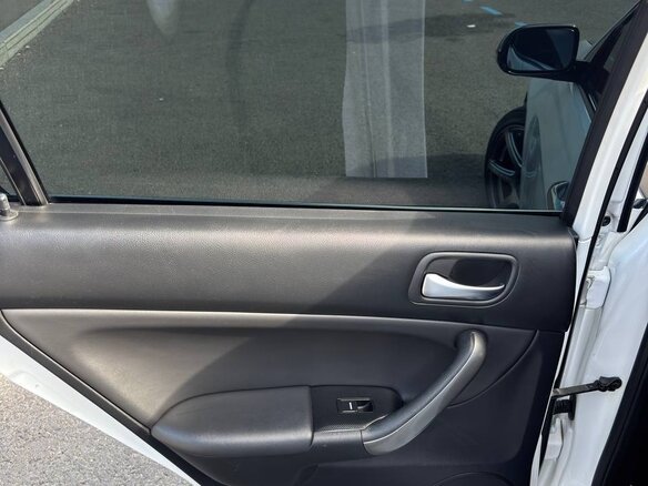 2007 Honda Accord Type-S Type S VII Рестайлинг, белый, 850000 рублей - вид 9