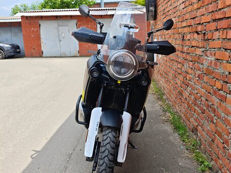 2023 Husqvarna Norden 901, чёрный, 1200000 рублей, вид 3
