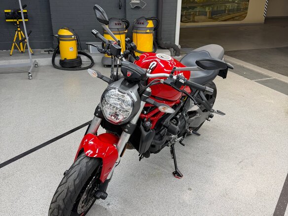 2020 Ducati Monster 821, красный, 800000 рублей - вид 3