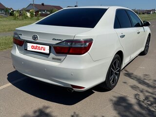 2016 Toyota Camry VII (XV50) Рестайлинг, белый, 2000000 рублей, вид 4