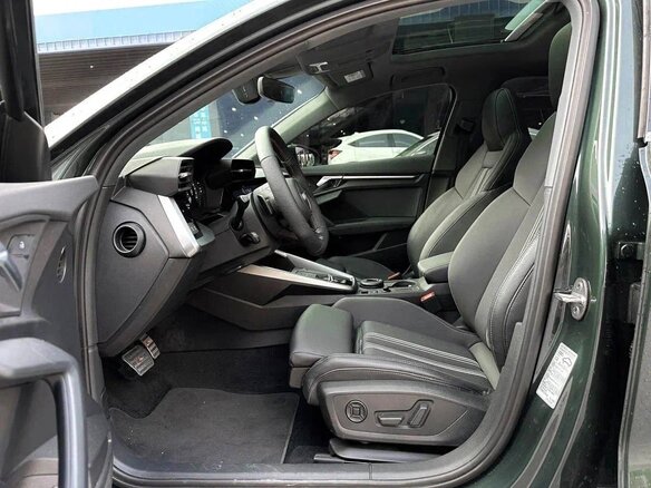2023 Audi A3 35 TFSI Long IV (8Y), чёрный, 2000000 рублей - вид 10